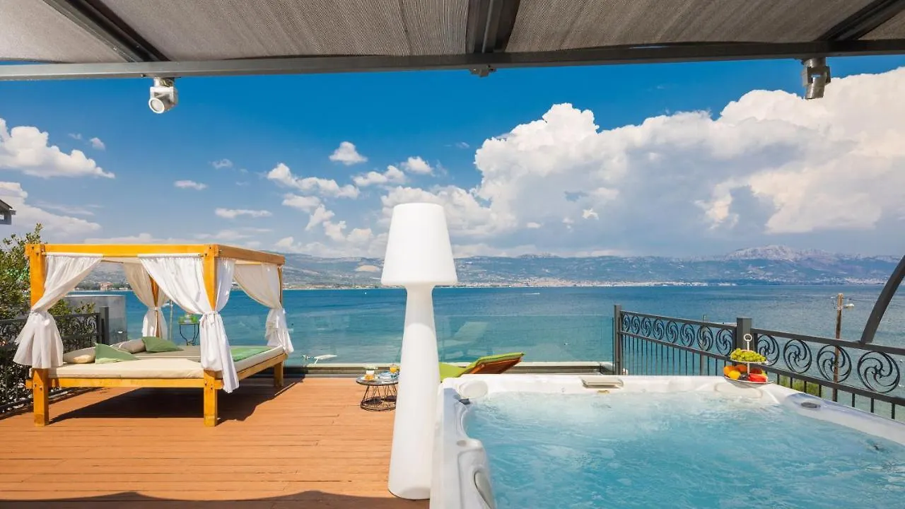 Villa Arbanessa With Heated Pool Trogir Holiday home