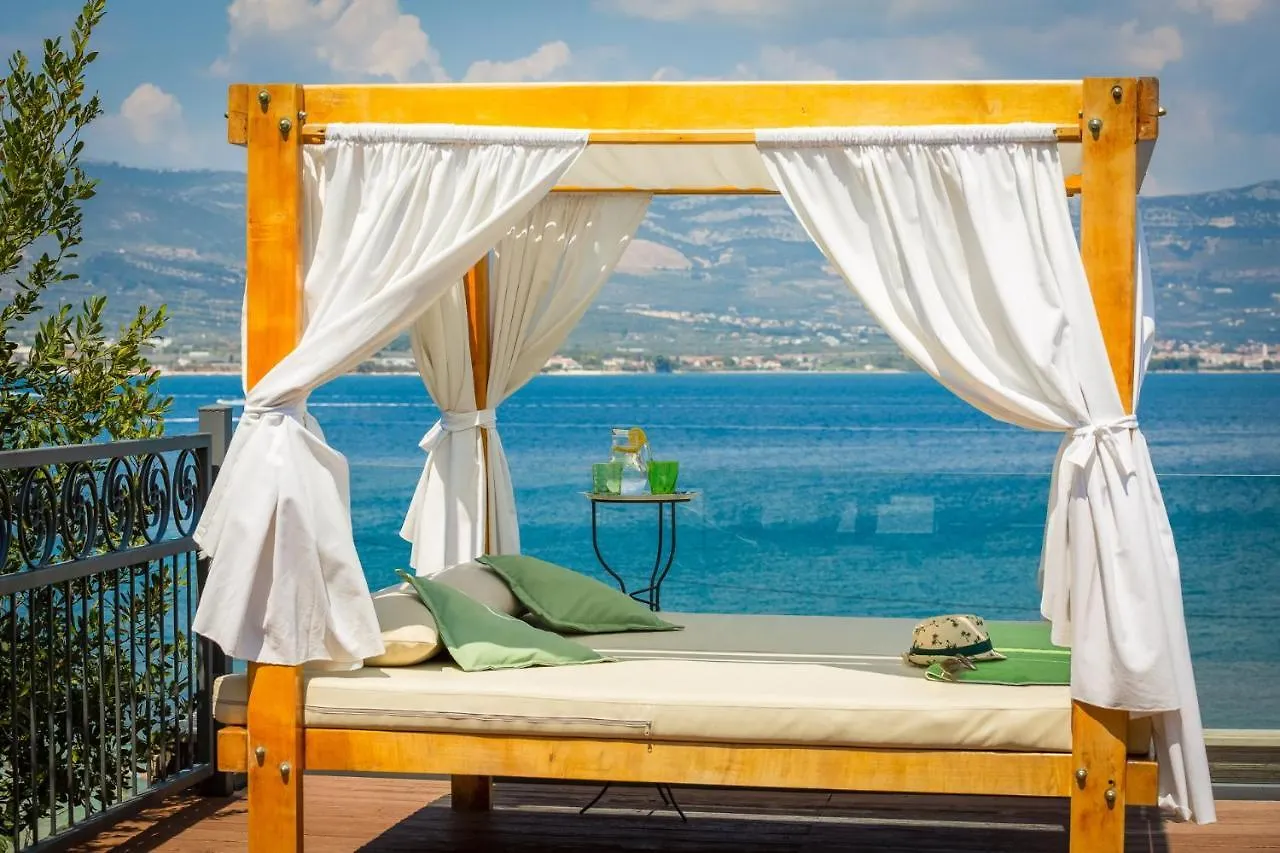Villa Arbanessa With Heated Pool Trogir Croatia