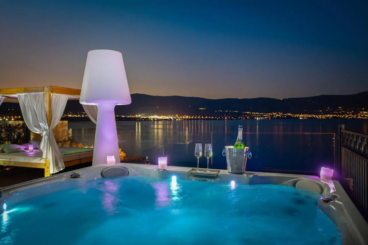 Villa Arbanessa With Heated Pool Trogir Holiday home