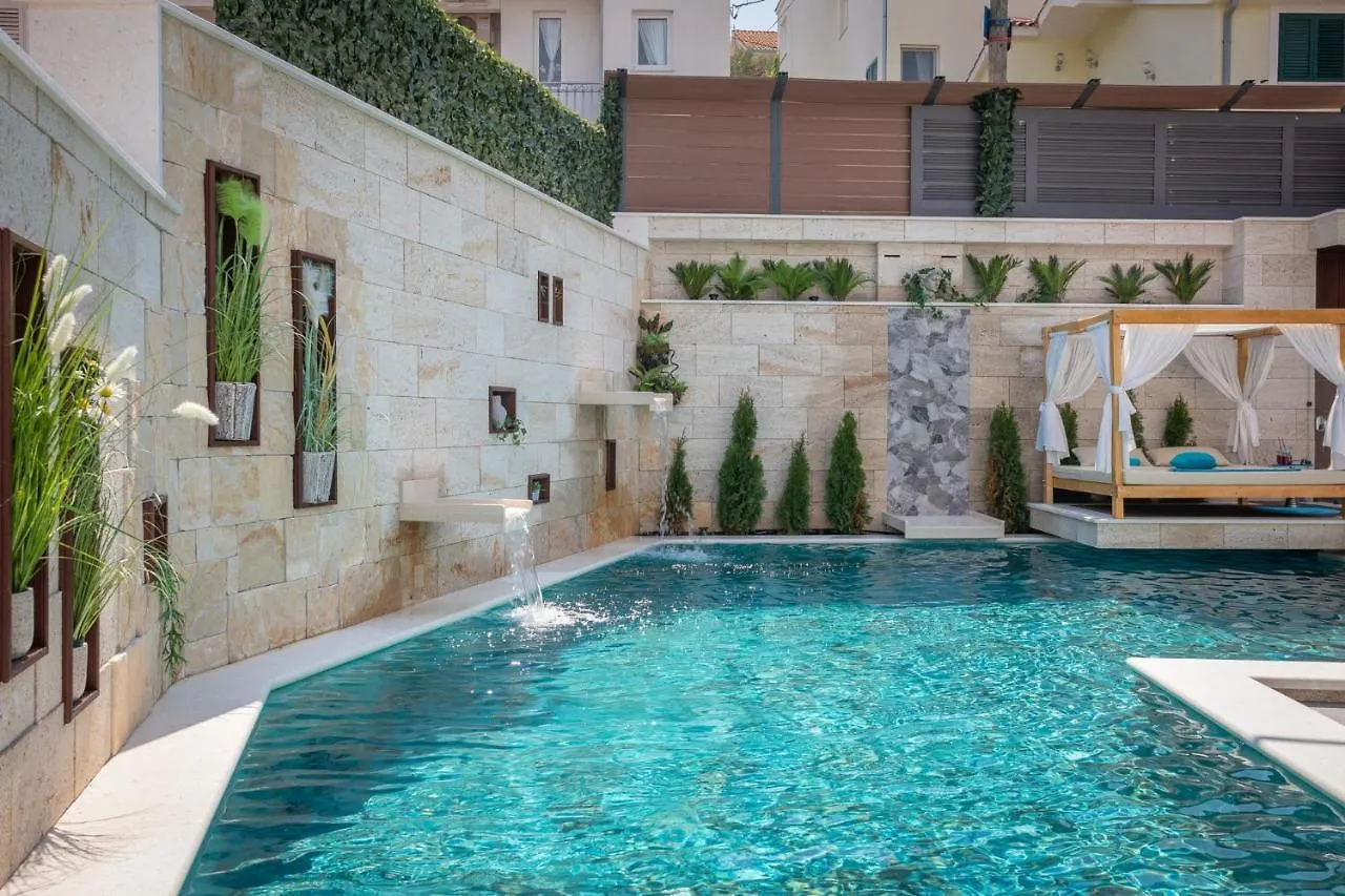Villa Arbanessa With Heated Pool Trogir Holiday home