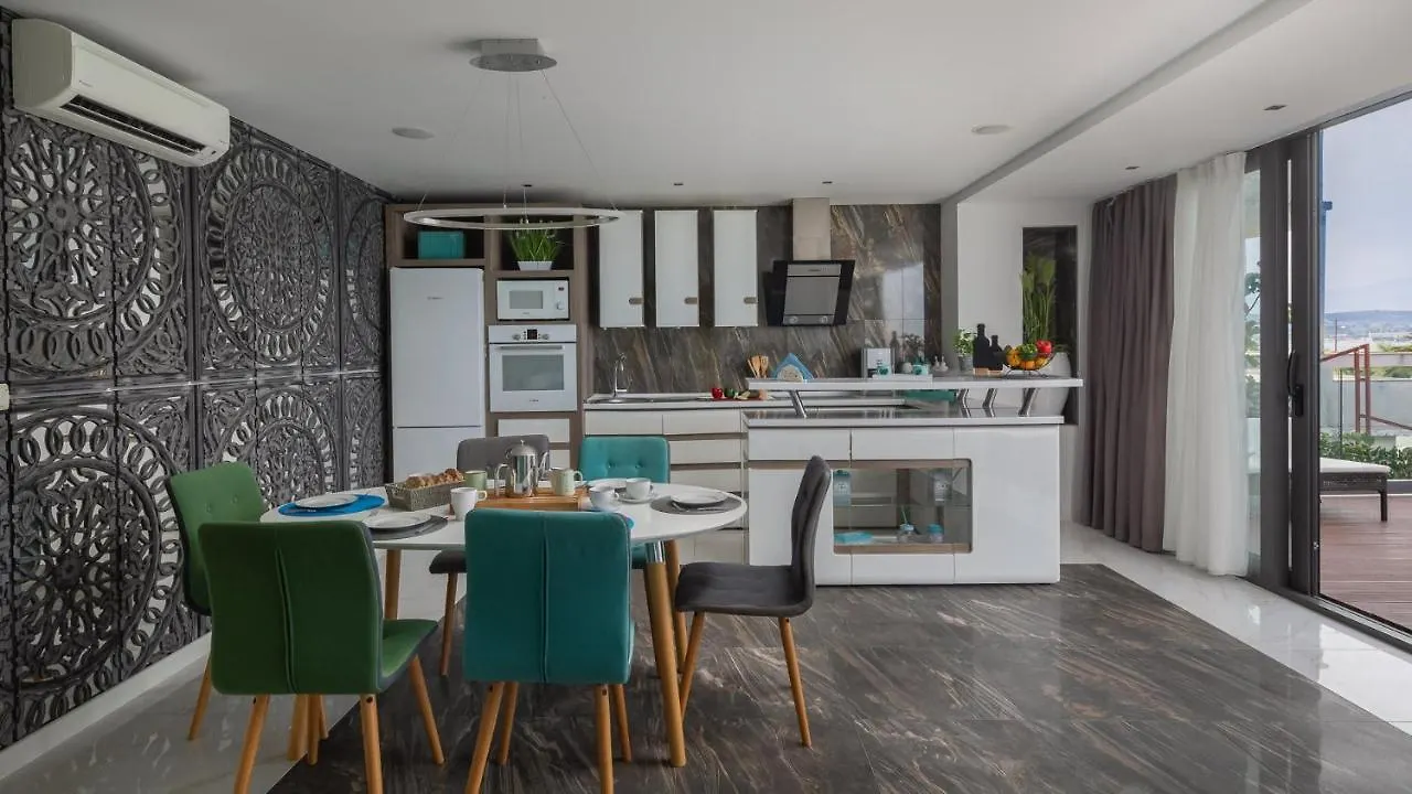 Villa Arbanessa With Heated Pool Trogir Croatia