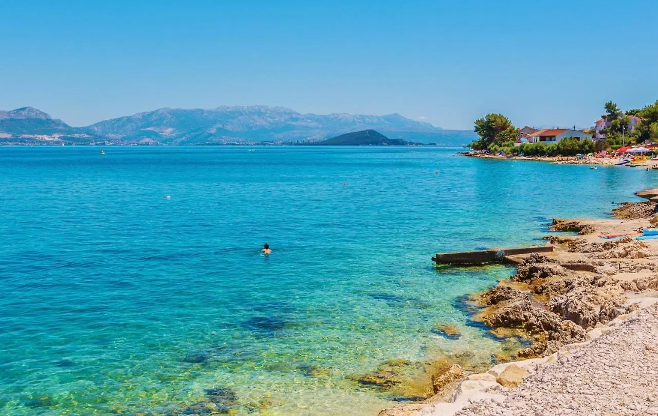 Villa Arbanessa With Heated Pool Trogir